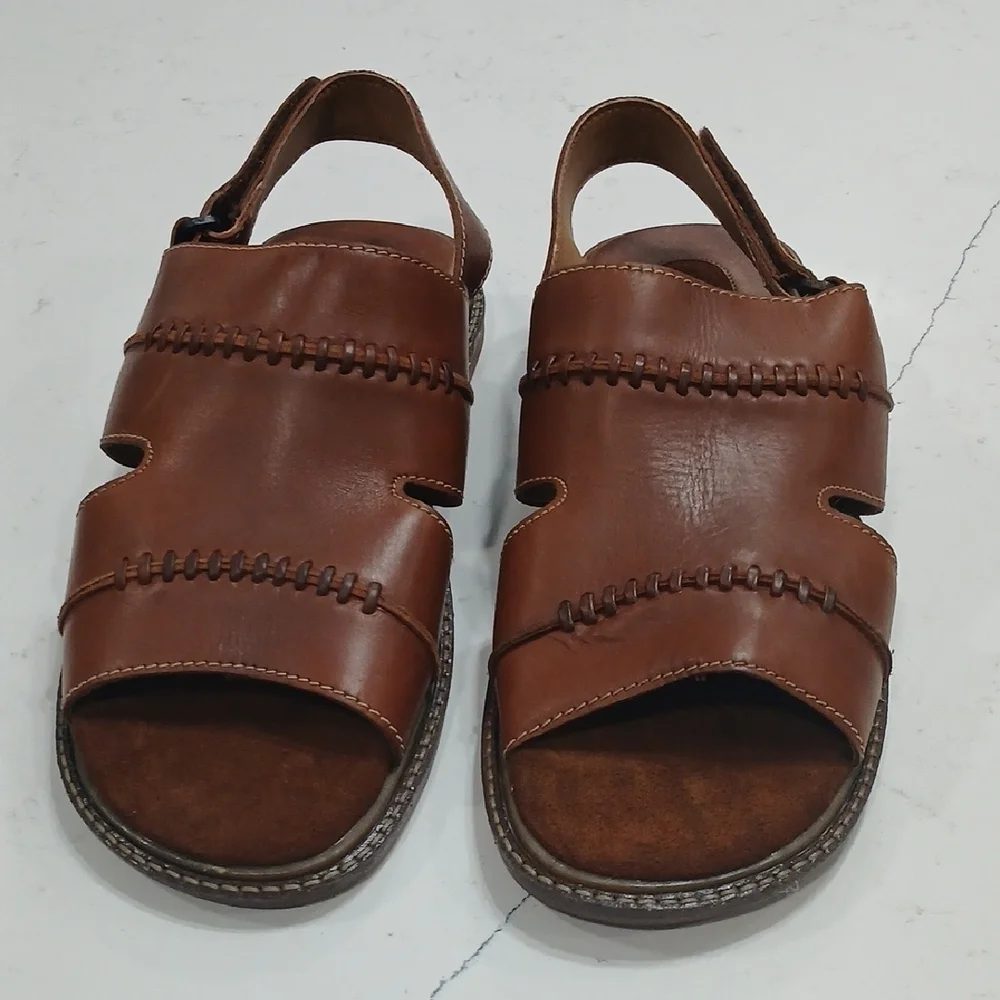 Franco Fortini Brown Sandals with Cushioned Footbed New Without Tags Or Box